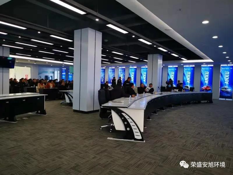 興隆縣領(lǐng)導(dǎo)督導(dǎo)檢查城鄉(xiāng)環(huán)衛(wèi)一體化工作(圖9) 興隆縣領(lǐng)導(dǎo)督導(dǎo)檢查城鄉(xiāng)環(huán)衛(wèi)一體化工作(圖9)